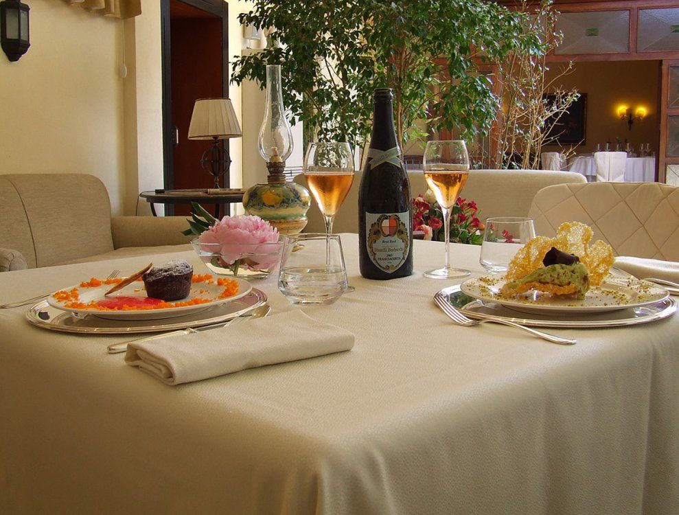 Hotel Federico II Central Palace Palermo Bagian luar foto
