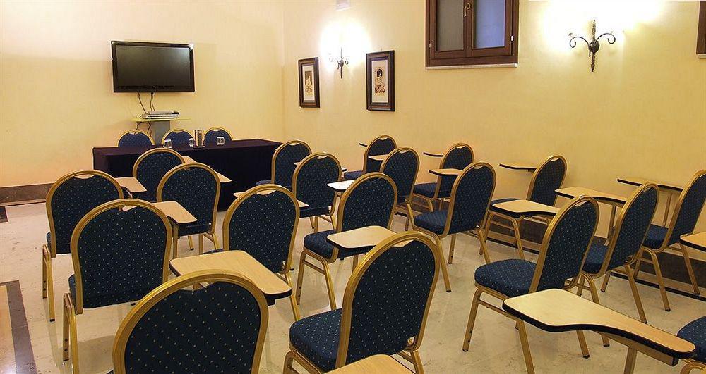 Hotel Federico II Central Palace Palermo Bagian luar foto